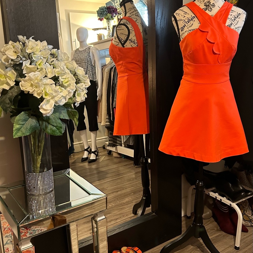 BEAUTIFUL, ARMANI bright Orange 🍊 short dress.  Size XS - Picture 6 of 13